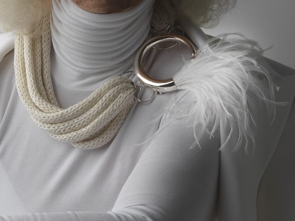 COLLANA ANEMONE E CORDA PANNA - immagine 2